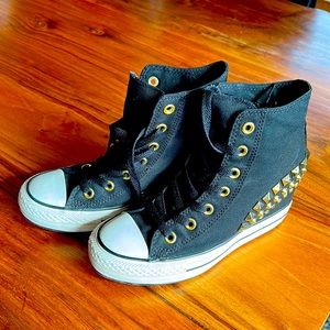 Black studded hidden wedge Converse
